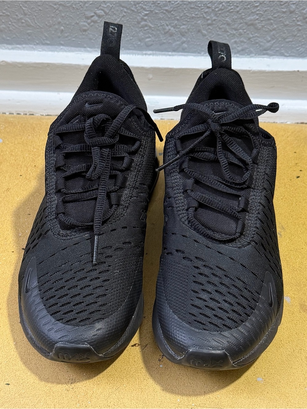 Nike 270